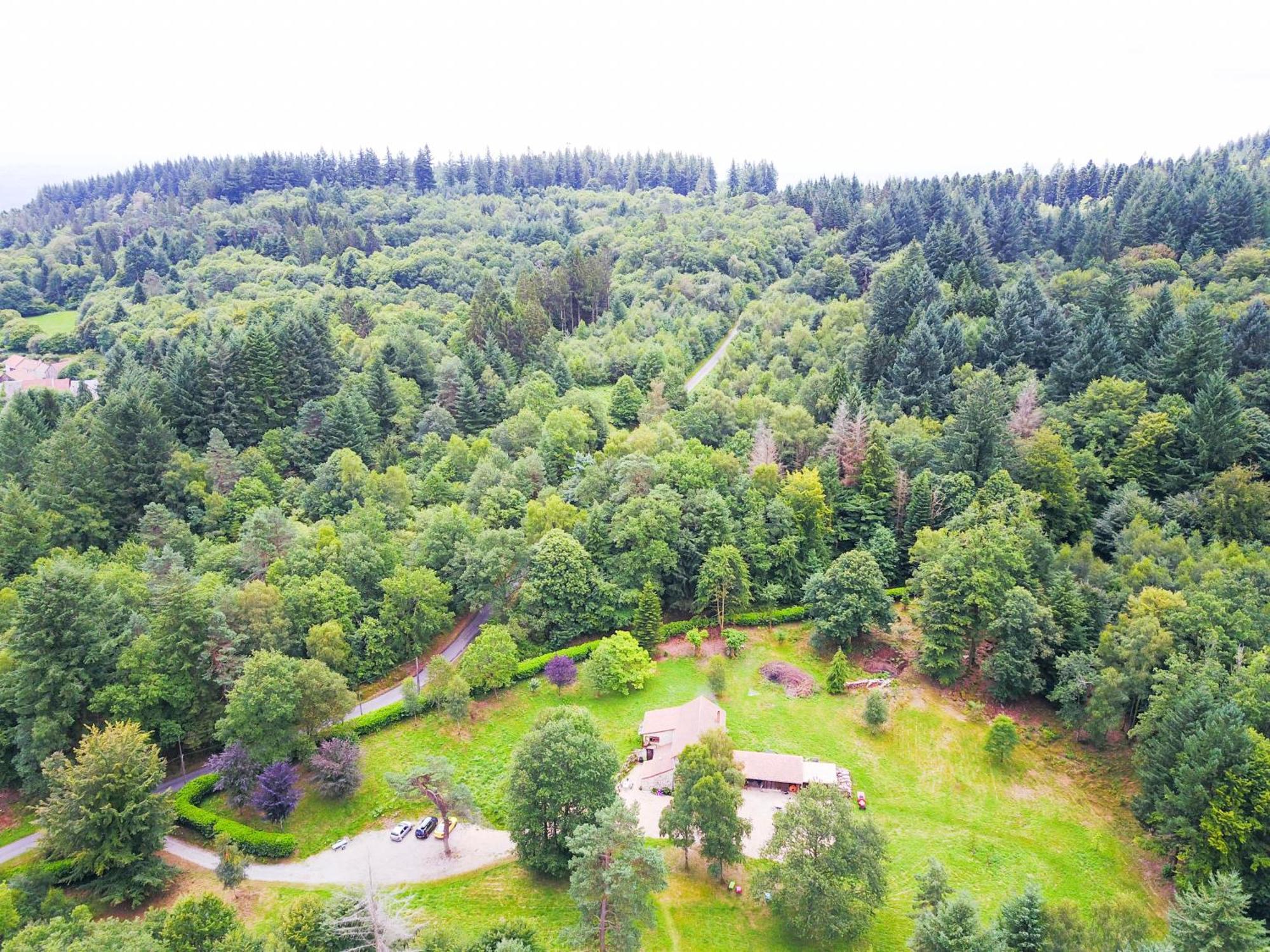 Les Chenes Hotel Saint-Leger-la Montagne Luaran gambar